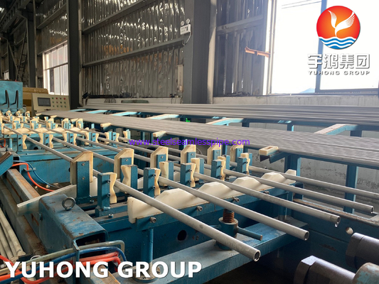 ASTM A213 TP304 /TP304L/TP316/TP316L/TP321 Stainless Steel Seamless Tubes Penggilingan dan Annealed Industri Petrokimia