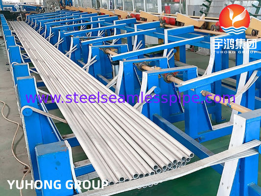 ASTM A213 TP304L Stainless Steel Seamless Tubes Untuk Bahan Kimia Penukar Panas