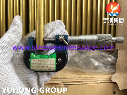 Tembaga paduan Kuningan tabung ASTM B111 C44300 C68700 C70600 25.4mm*1.245mm*12995mm Kondensor pendingin udara radiator