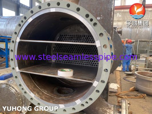 TEMA Heat Exchanger AES Type C70600 Tabung NACE untuk Hydrocracker Gas Asam