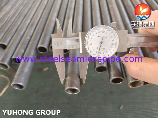ASME SA210 A1 tabung boiler tanpa jahitan baja karbon untuk kondensor dan penghemat
