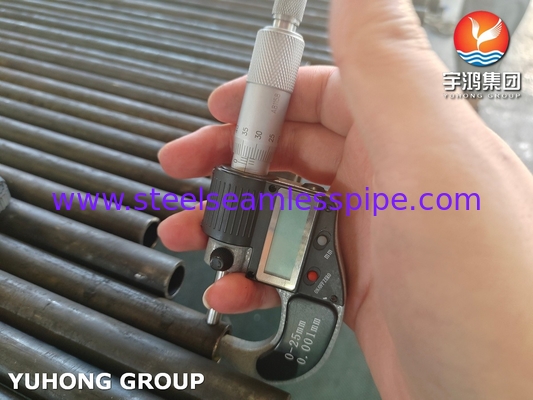 ASME SA210 A1 tabung boiler tanpa jahitan baja karbon untuk kondensor dan penghemat