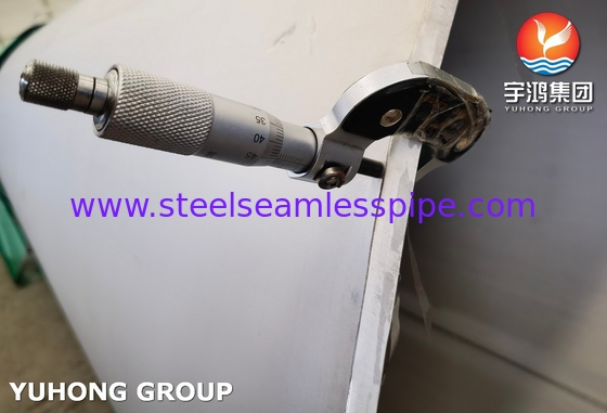 ASTM A358 / ASME SA358 TP316L Stainless Steel Welded Pipe Picu dan Annealed untuk Gas Minyak Kimia