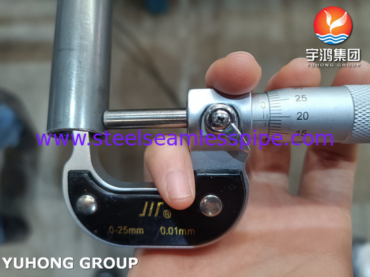 ASTM A268 TP405 Ferritic Dan Martensitic Stainless Steel Seamless Tube Untuk Peralatan Pengolahan Panas