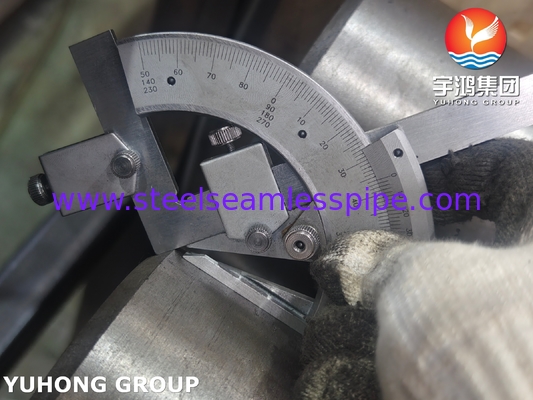 ASTM A335 Gr P5 Stainless Steel Alloy Tubing Finished untuk Refinery Heating Furnace