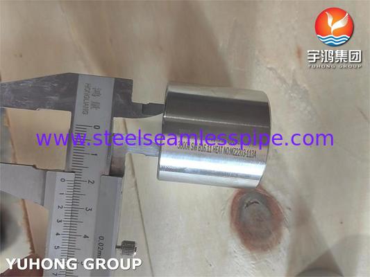 Kopling Baja Tahan Karat Super Dupleks ASTM A182 F53 Tahan Tekanan Tinggi dan Korosi untuk Aplikasi Minyak & Gas