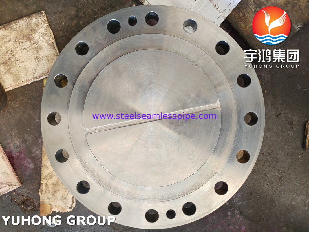 ASTM SA266 Gr2N Flange Penutup Saluran Dan Flange Sisi Shell Digunakan Dalam Penukar Panas