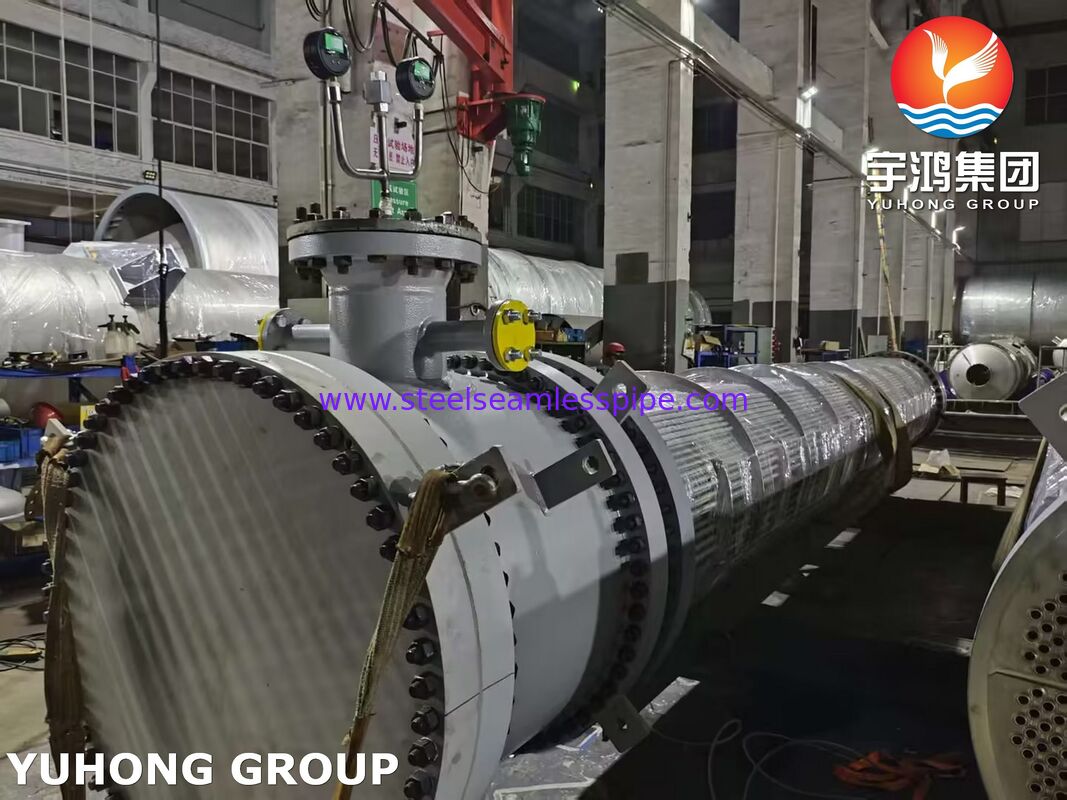 Penukar panas kepala terapung dengan tabung 316L dan lembaran tabung lapis SA350 LF2/316L untuk pengelolaan korosi yang hemat biaya